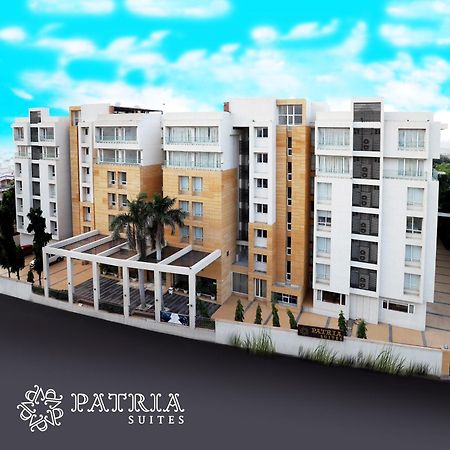 Quality Inn Patria Suites, Rajkot Exteriör bild