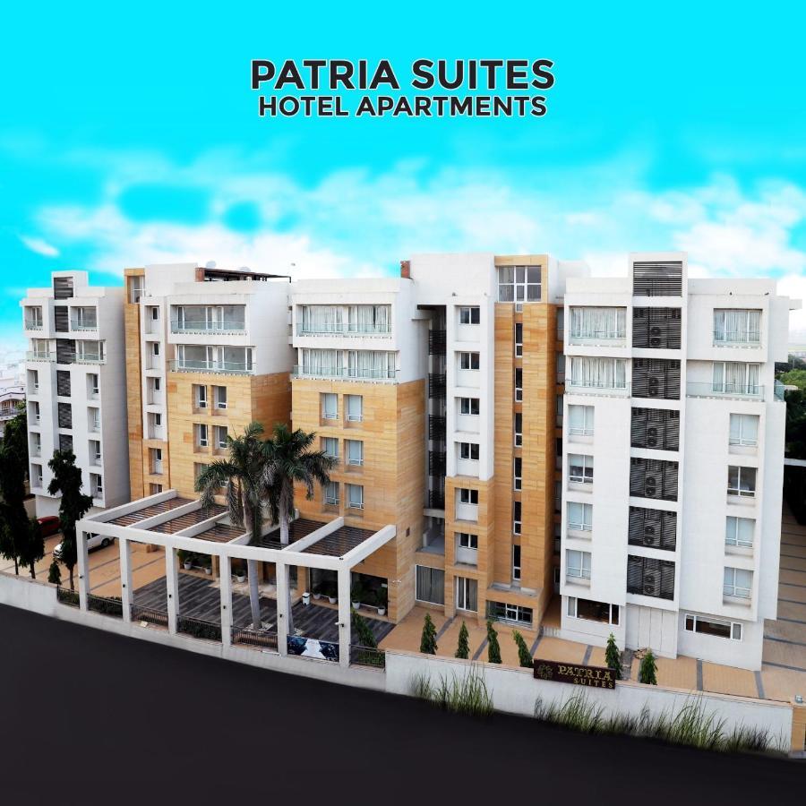 Quality Inn Patria Suites, Rajkot Exteriör bild